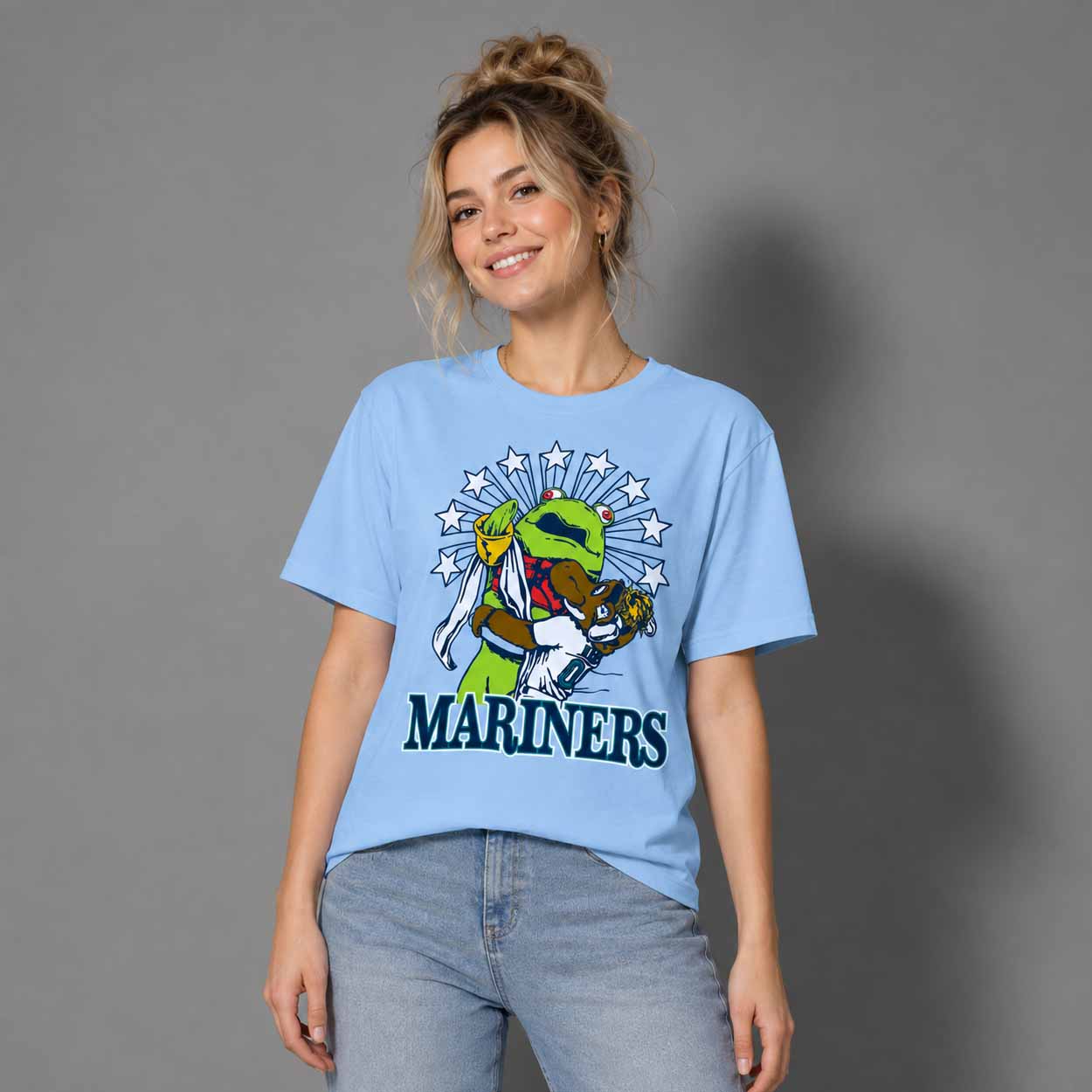 Mariner Moose Hug Humpy Salmon 2026 Shirt Mariner Moose Hug Humpy Salmon 2026 Shirt